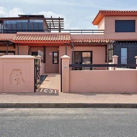 Norteventura Feriehus *